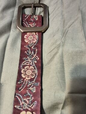 Mossimo Floral Tooled Leather Belt in Warm Rust Red with A Brass Buckle